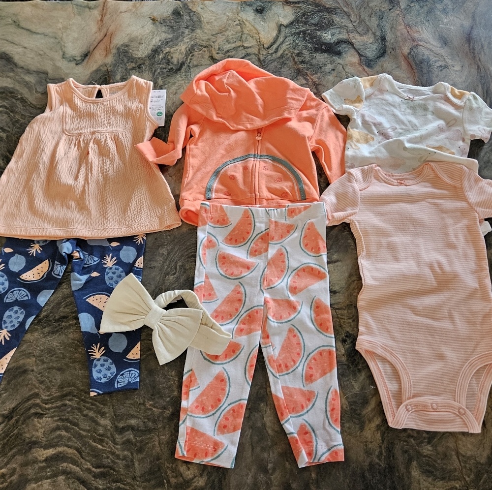 Lot of baby girl clothes 9-12 months